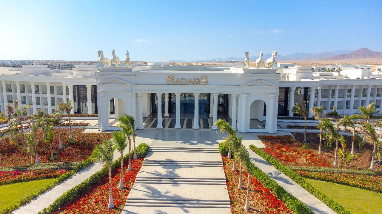 Розкіш та комфорт 2024 року: огляд найновіших готелів Rixos у Шарм-ель-Шейху